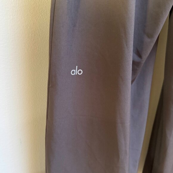 Alo High-Waist Pursuit Trouser-Olive Tree - Picture 7 of 10